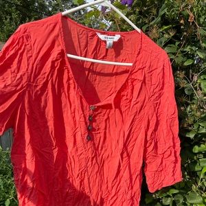 EUC Old Navy coral peasant top in XL.